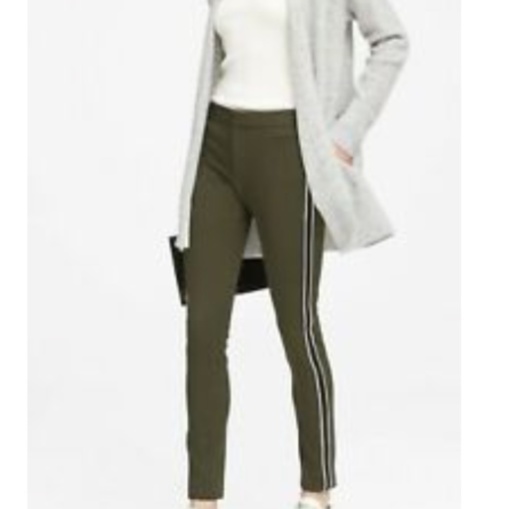 NWT BANANA REPUBLIC OLIVE GREEN SLOAN SKINNY SIDE
